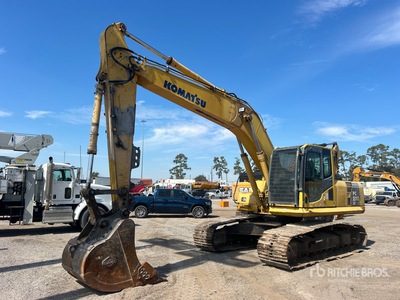 2012 Komatsu PC200LC-8 Tracked Excavator