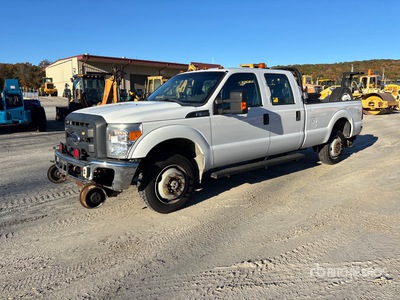 2016 Ford F-350 XL 4x4 Crew Cab Pickup