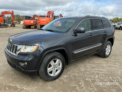 2013 Jeep Grand Cherokee Laredo 4WD SUV