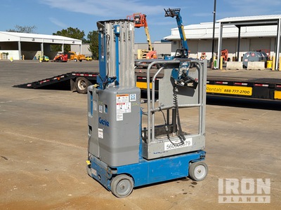 2017 Genie GR-20 Vertical Mast Lift