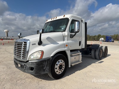 2016 Freightliner Cascadia 125 6x2 T/A Day Cab Truck Tractor