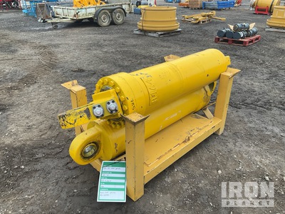 Quantity of (2) Hydraulikteile
