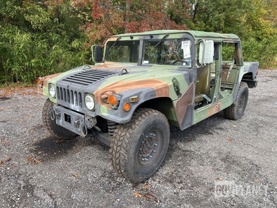 1996 AM General M1097A2 HMMWV 4 Door Soft Top w/Truck Body