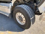 Underbody with Right Steer Tire