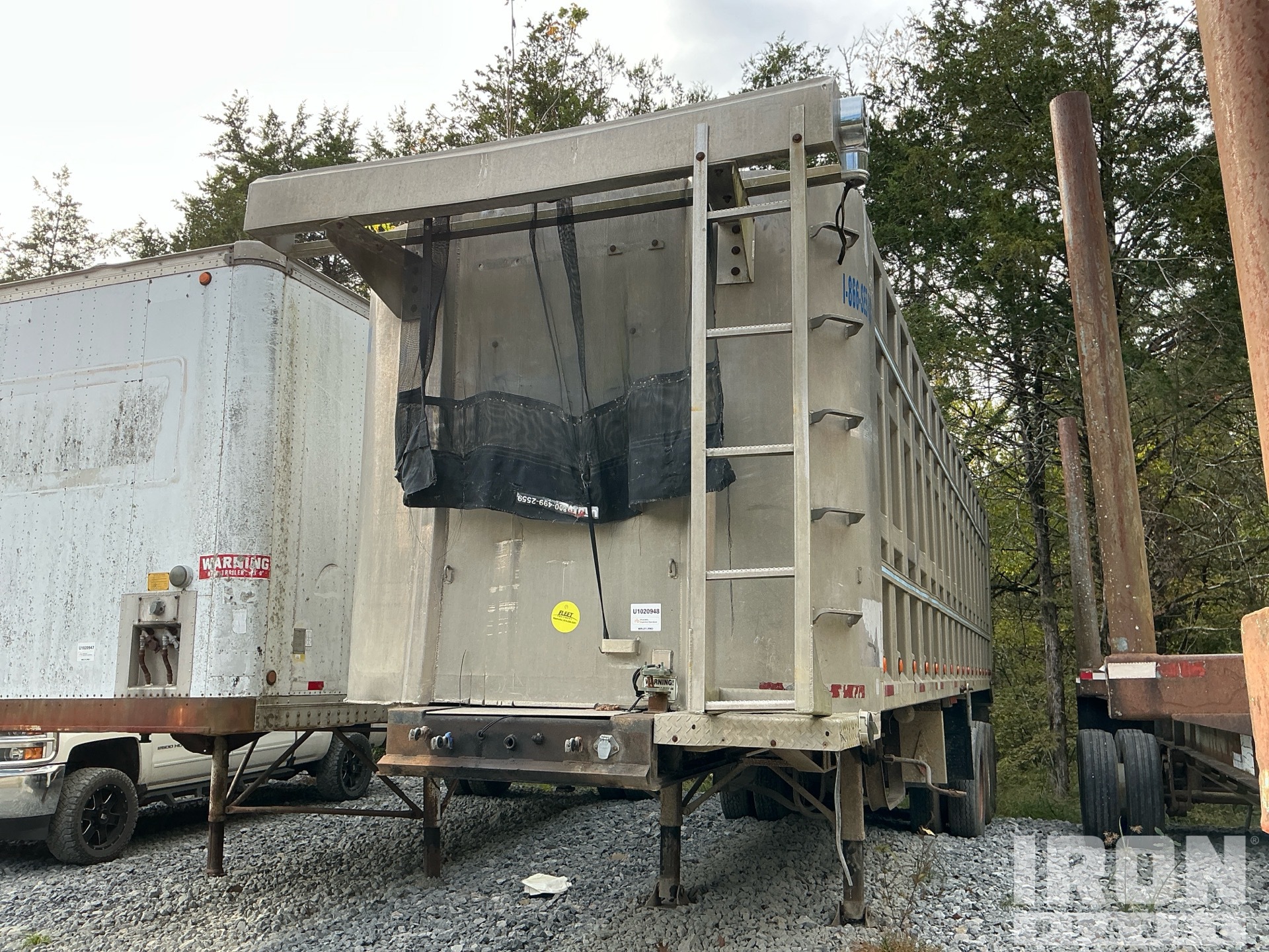 1994 J 35 ft Tri/A Aluminum Demolition Tipping Trailer