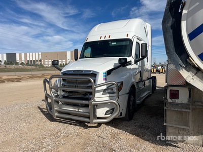 2021 Freightliner Cascadia 126 6x4 T/A Sleeper Truck Tractor (Inoperable)