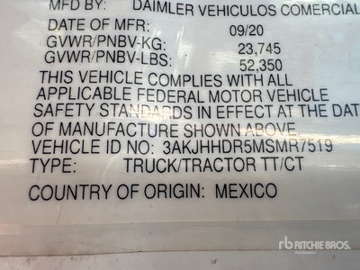 2021 Freightliner Cascadia 126 6x4 Ciągnik siodłowy T/A z kabiną sypialną (Inoperable)