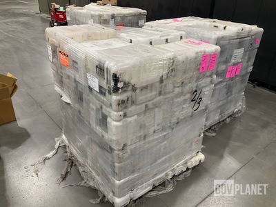 (72) Storage Cases