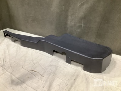 (13) Navistar Defense 3683178C3 Access Covers