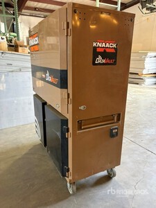 Knaack Data Vault 118-01 Job Site Box