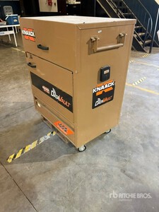 Knaack Data Vault 118M Job Site Box