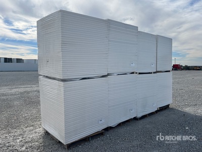 Quantity of (8) Pallets of Polyiso Insulation その他 - 店舗 & 倉庫