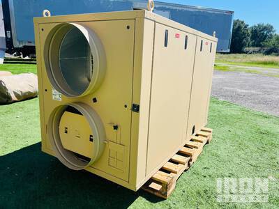 DHS Systems 5 ton Air Conditioner w/ Air Duct