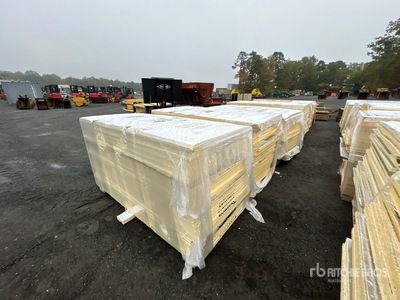 Quantity of (6) Pallets of 96 in x 48 in Polyiso Insulation その他 - 店舗 & 倉庫