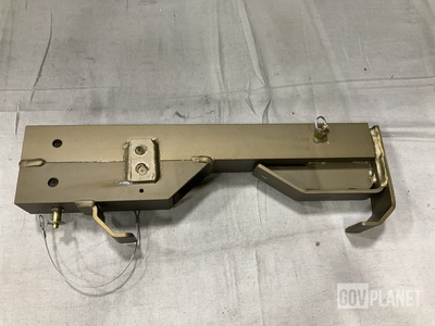 (3) Milton Manufacturing 3693074C91 Vehicular Components Brackets