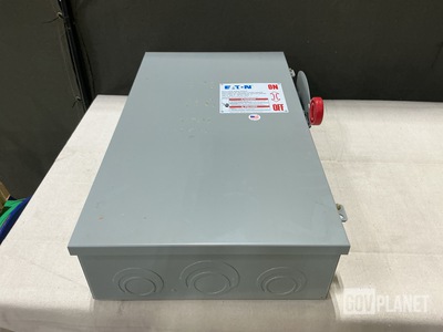 (9) Eaton DH324NGK Heavy Duty Safety Switches