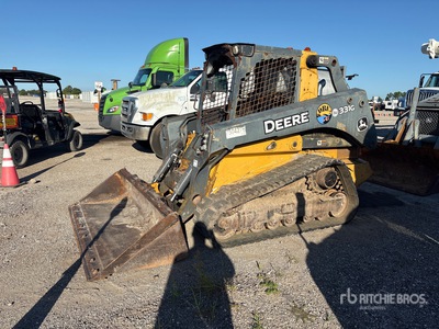 2017 John Deere 331G を見 Compact Track Loader