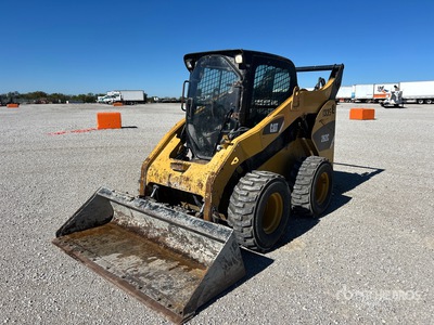 2011 Cat 262C Minicargadora