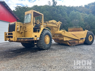 Cat 621B جرار كشط