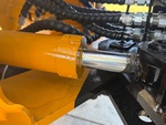 Hydraulics with Steering Cylinder