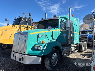 2004 Western Star 4900 6x4 T/A Sleeper Truck Tractor (Inoperable)