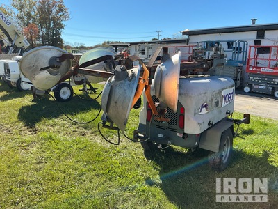 General Appearance with Foto, angolo anteriore sinistro