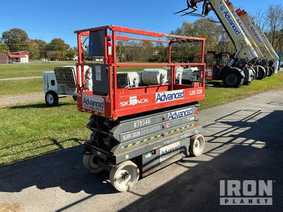 2013 Skyjack SJ 3226 Electric Scissor Lift