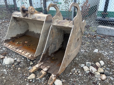 24 in Q/C Digging Excavator Bucket - Fits Cat 320