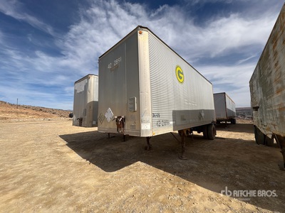 1975 Comet 27 DVT 30 ft S/A Van Trailer