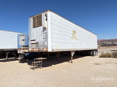 2011 Utility VS2R5 T/A Van Trailer