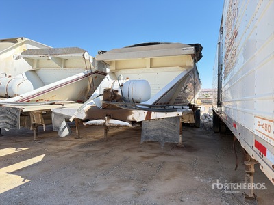 1997 Red River LB339 44 ft Tri/A Remorque à fond ouvrant