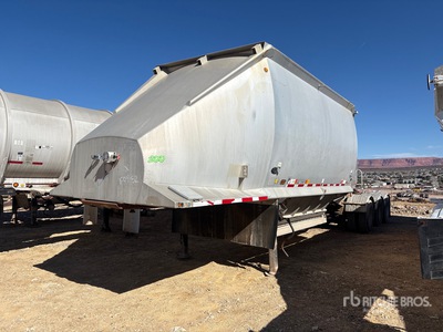 2002 Beall BABDS371 41 ft Tri/A Belly Dump Trailer