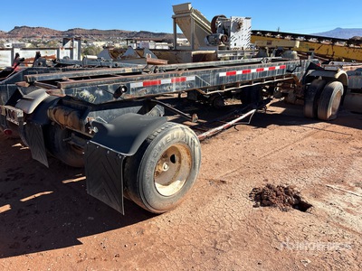 Reliance 218TRO T/A Turntable Transfer Trailer