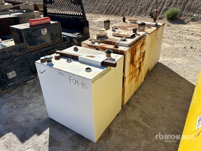 Quantity of (3) Portable Steel Used Oil Zbiornik