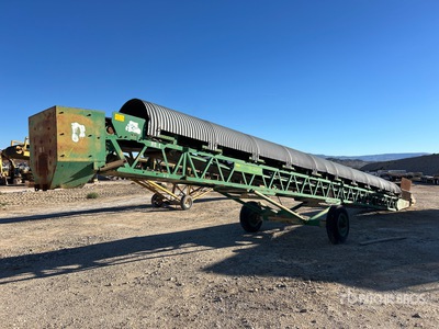 Barber-Greene 30 in x 59 ft Radial Stacking Covered Conveyor
