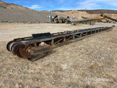 30 in x 52 ft Stationary Convoyeur