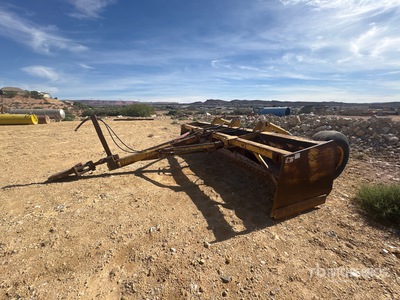 Pull behind Land Leveler