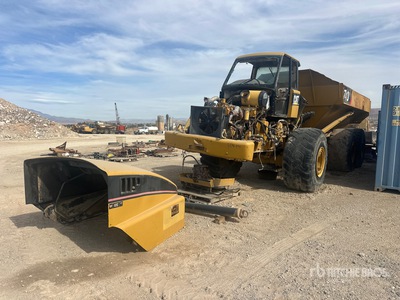 2005 Cat 740 Wywrotka przegubowa (Inoperable)