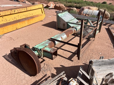 Aggregate Auger Feeder - Fits Calsnator