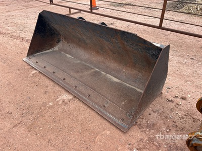 Paladin 96 in Telehandler Bucket