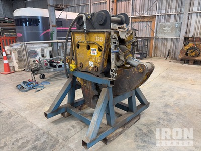 Demolition Pulverizer - Fits 20 Ton Excavator