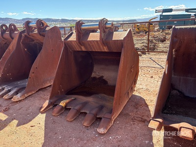 60 in Digging Excavator Bucket - Fits John Deere 470G