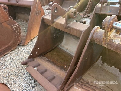 42 in Digging Excavator Bucket