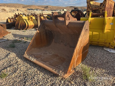 73 in Cleanup Excavator Bucket