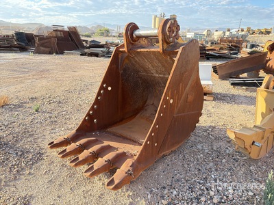 42 in Digging Excavator Bucket