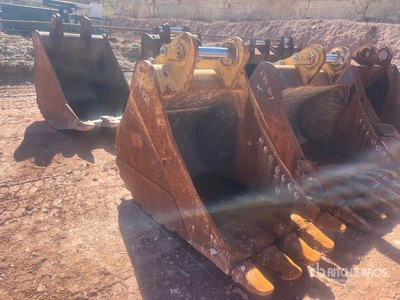 48 in Digging Excavator Bucket - Fits Cat