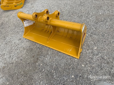 Teran BKT305C48CLN 48 in Cleanup Excavator Bucket - Fits Cat 305 (Unused)