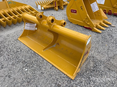 Teran BKT305C48CLN 48 in Cleanup Excavator Bucket - Fits Cat 305 (Unused)