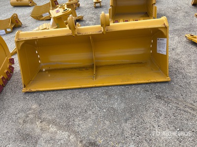Teran BKT32080CLN 80 in Cleanup Excavator Bucket - Fits Cat 320 (Unused)