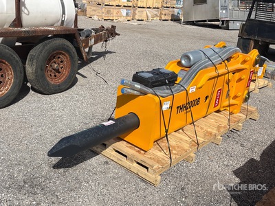 Teran THH2000B Hydraulic Breaker - Fits Cat 320 / B Linkage For all 18-25 Ton Excavators (Unused)